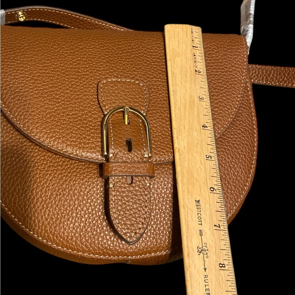 Fossil Tan Leather Crossbody Bag with Buckle Closure - Picture 6 of 6